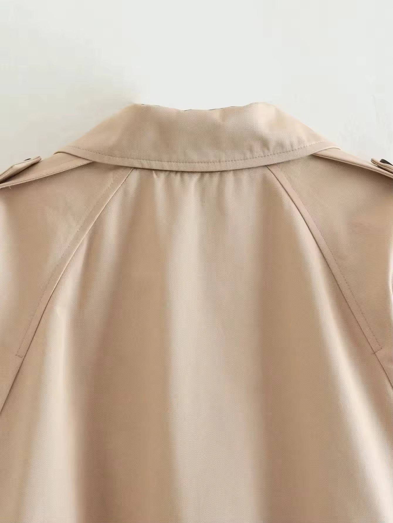 VICTORIA TRENCH COAT