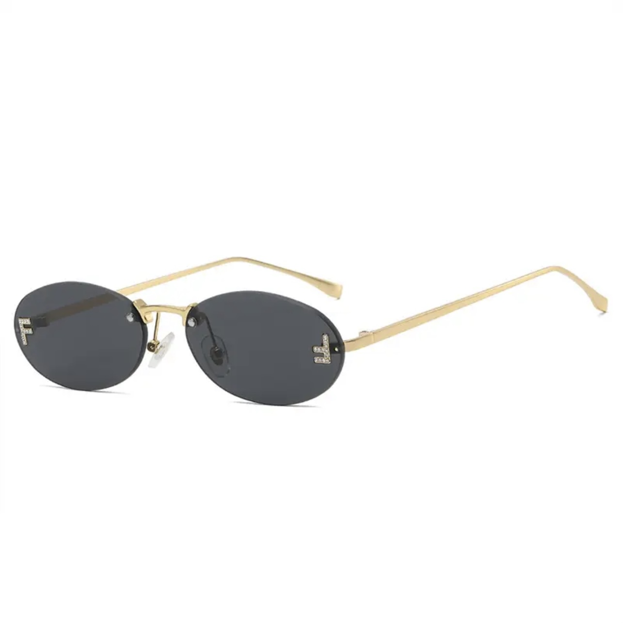 Exklusive kleine Sonnenbrille inspiriert von Fendi, hochwertiges Accessoire in schwarz