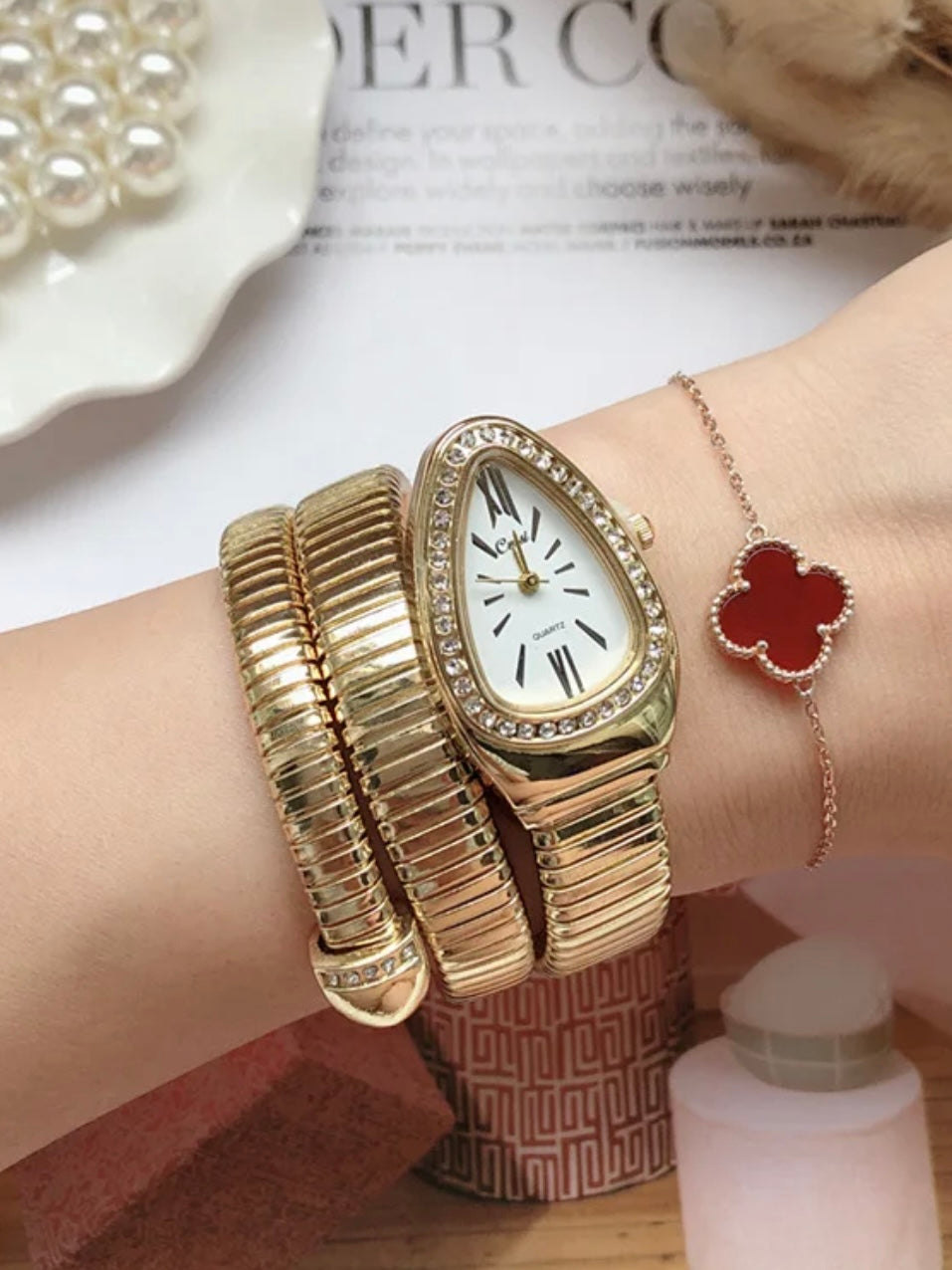 AURORA UHR