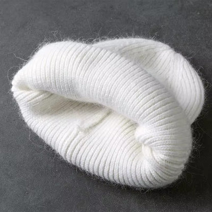 Angora_Muetze_Weiss3_qdrt