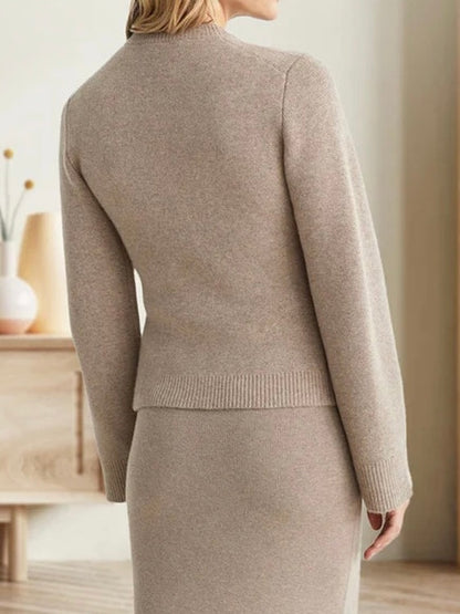 Claire_Strickjacke_Taupe3_3.4