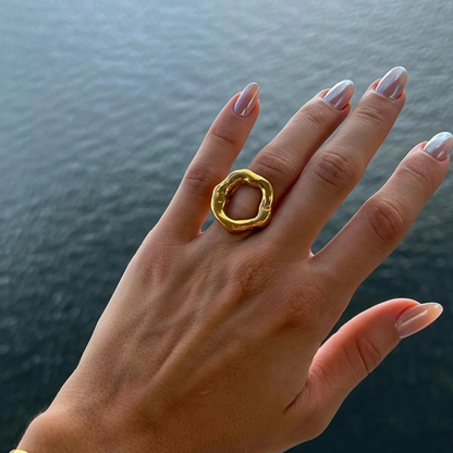 Luna Ring